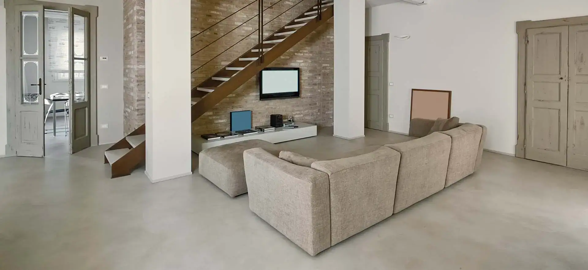 Smooth Concrete Floor