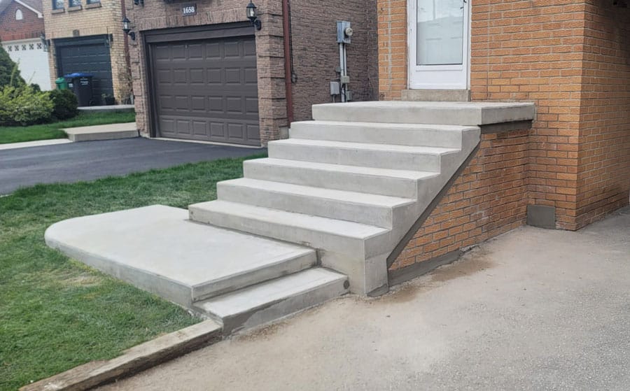 new-concrete-steps