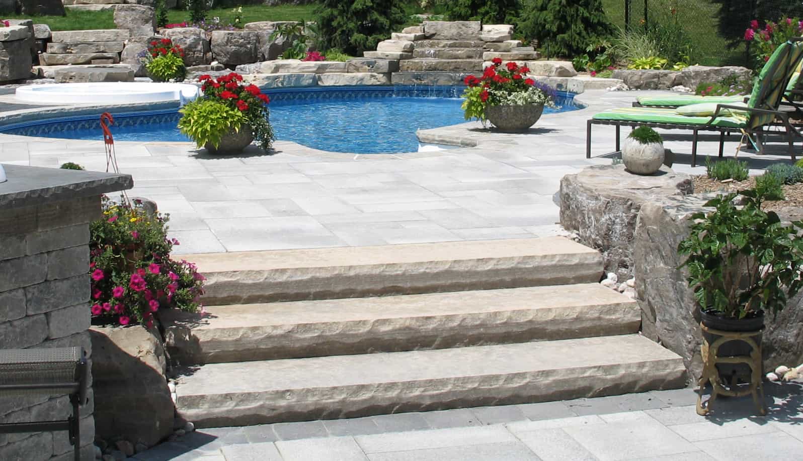 Natural Stone in Hardscaping