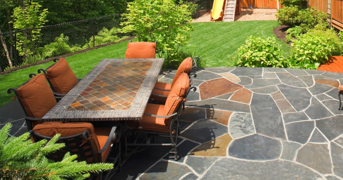 Awning Shed and Outdoor Dining