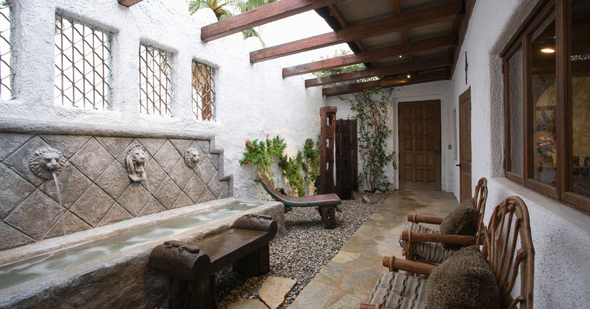 Gravel Seating Areas