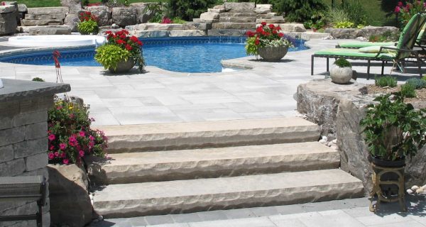 intelocking Stone steps