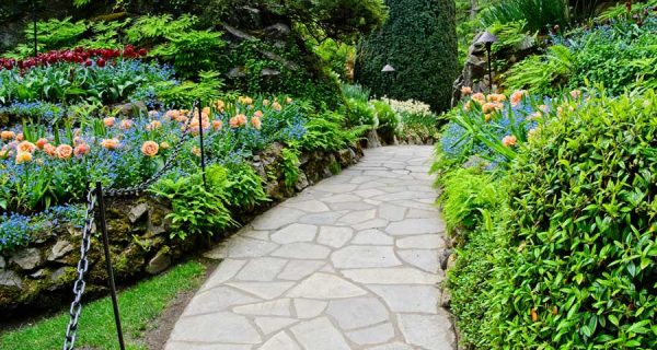 flagstone-garden-path