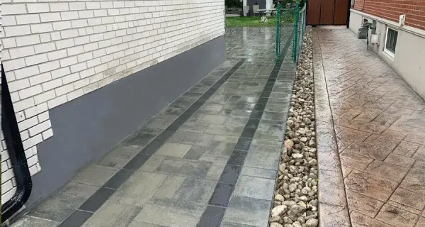 Interlocking stone walkway